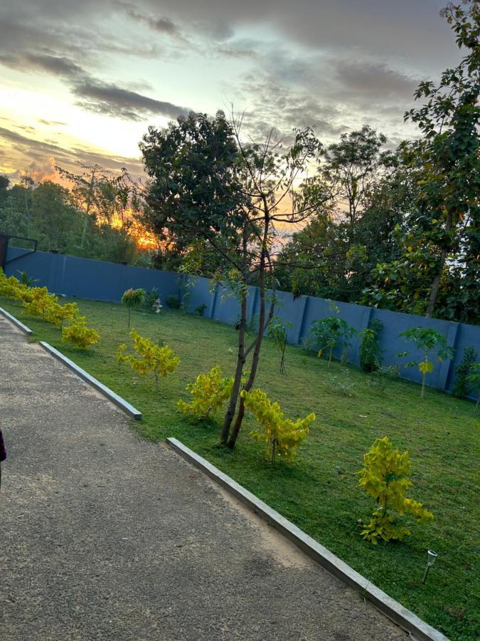 Amba Kola Udawalawa Hotell Udawalawe Eksteriør bilde